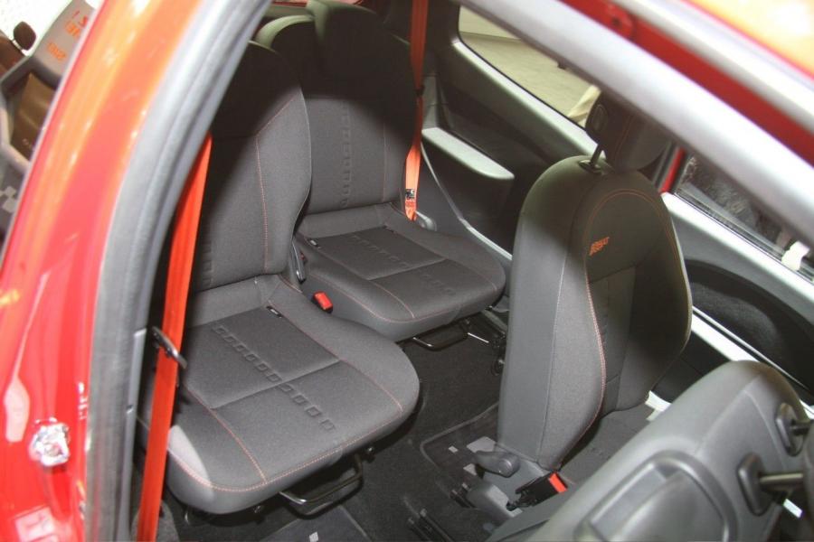  Renault Twingo RS 2008 года  (фото 112 из 143)